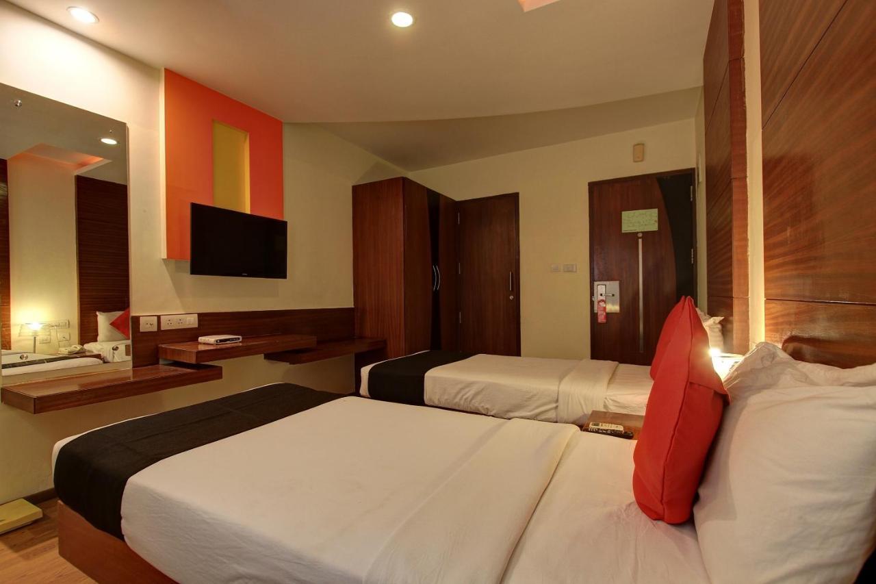 Collection O 29684 Hotel Vikram Palace & Restaurant Dayal Bagh Esterno foto