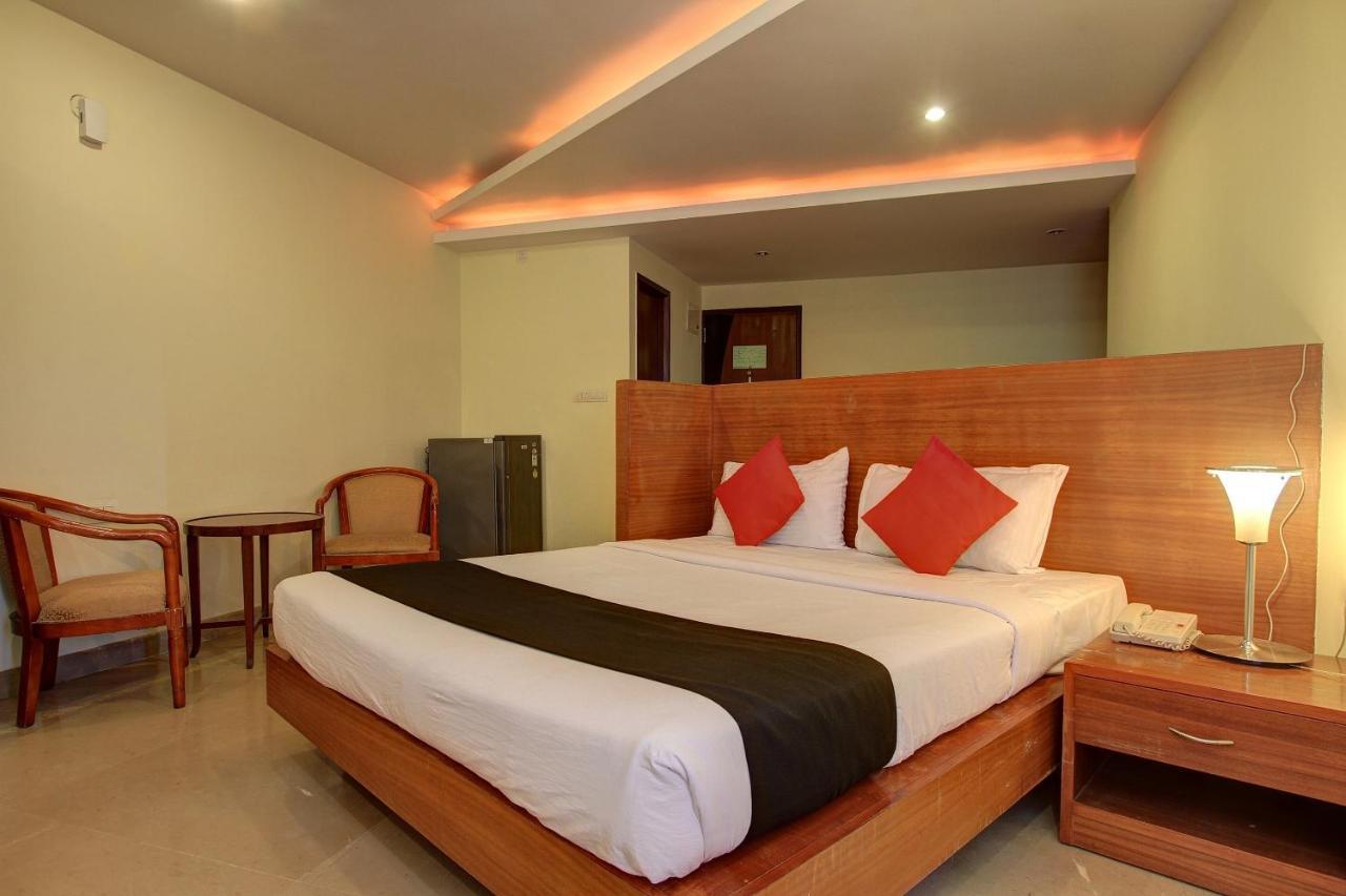 Collection O 29684 Hotel Vikram Palace & Restaurant Dayal Bagh Camera foto