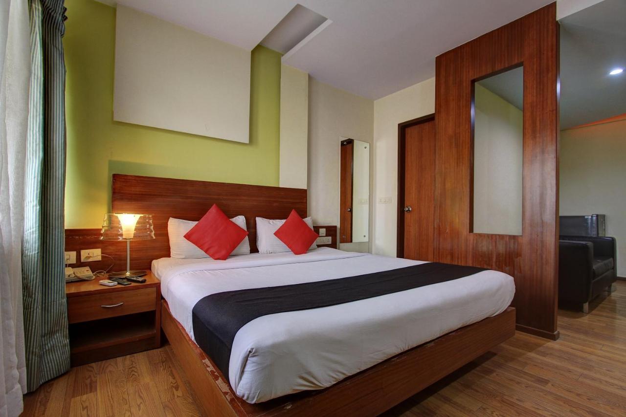 Collection O 29684 Hotel Vikram Palace & Restaurant Dayal Bagh Camera foto